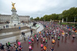 London Landmarks Half runners at Victoria Memorial